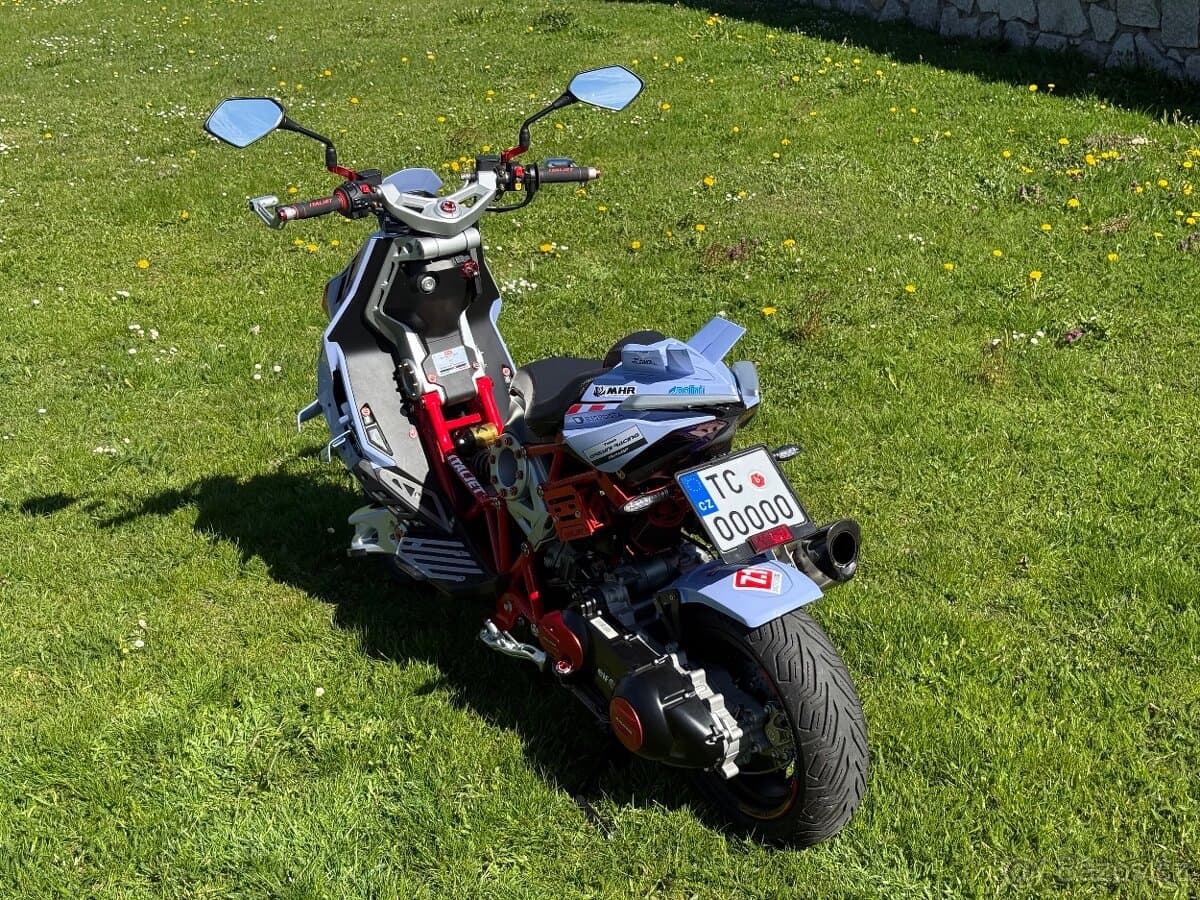 Benelli TRK 702